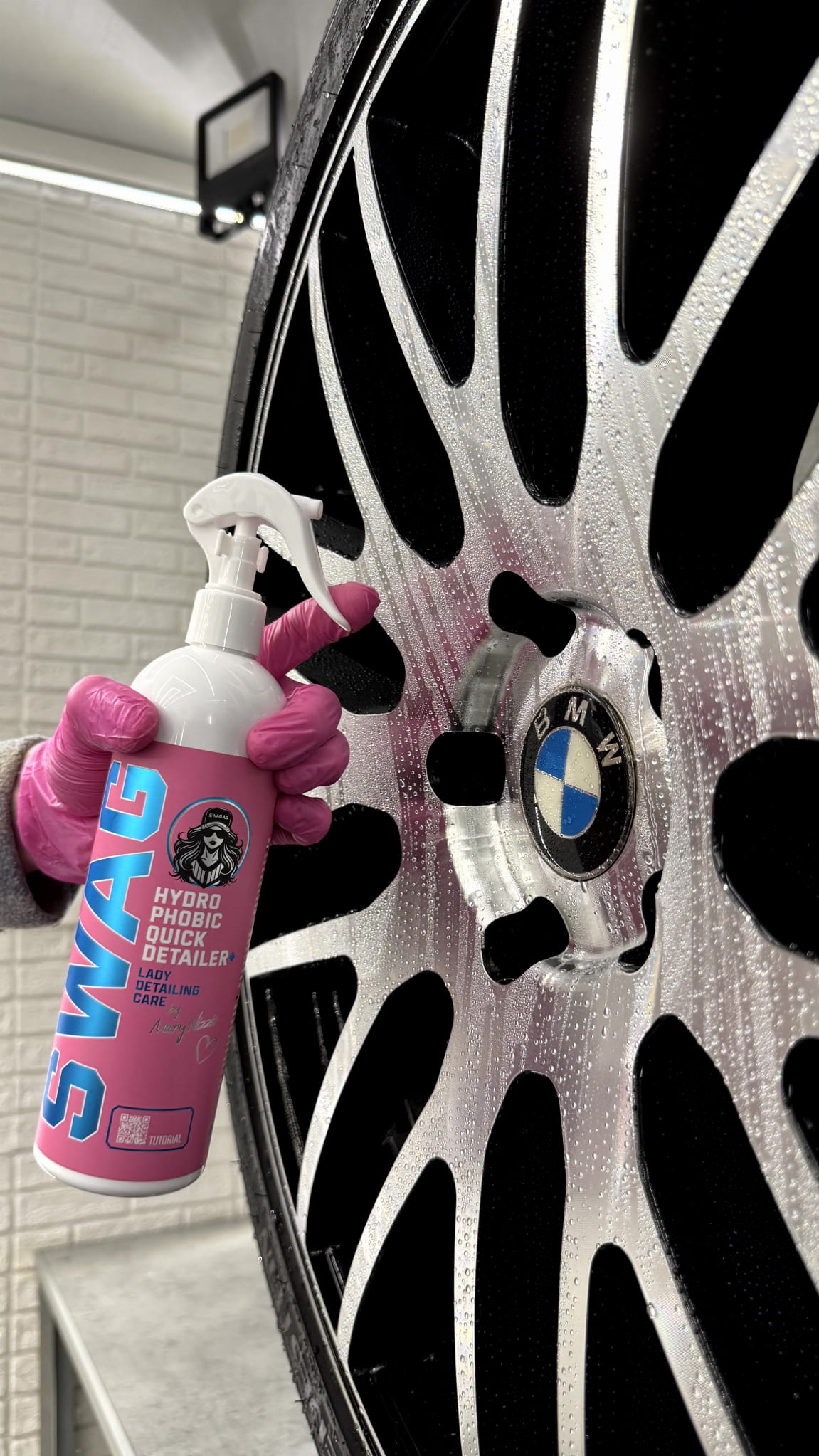 Swag LADY HYDROPHOBIC QUICK DETAILER+ / 500ml | Paint Protection | Hydrophobic Effect | Depth and Slickness of Paint - Image 3